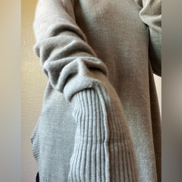 Covington Turtle Neck Gray Sweater Sz L - Picture 4 of 6